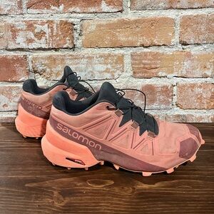 Salomon Speedcross size 7
